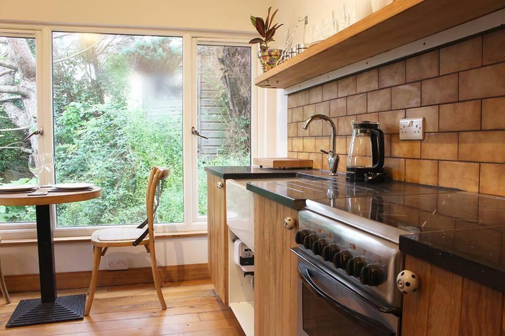 Peaceful & Central Self Contained 1 Bedroom House Glastonbury Exterior foto