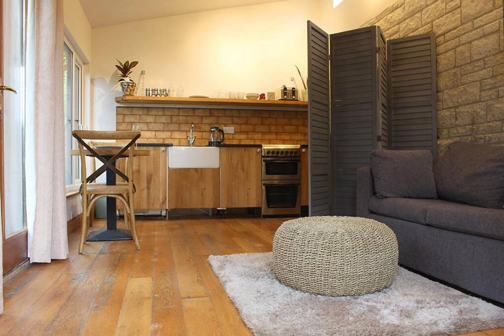 Peaceful & Central Self Contained 1 Bedroom House Glastonbury Exterior foto